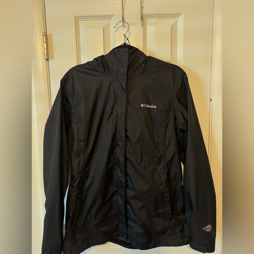 Women’s Columbia Black Lightweight Hooded Rain Jacket- Large - Picture 2 of 7